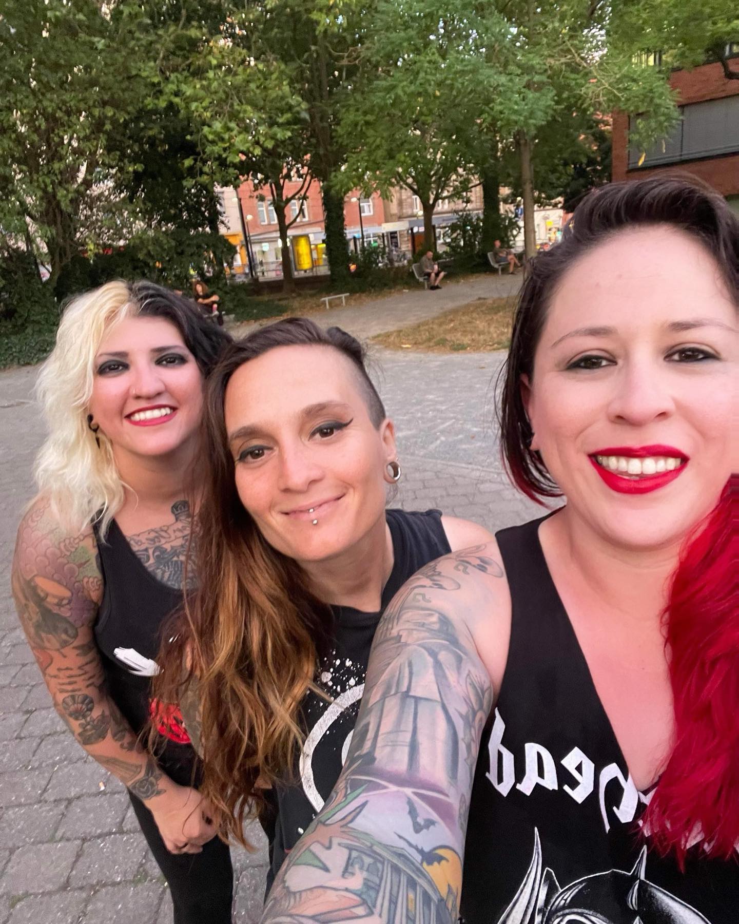 The Venomous Pinks are a trio featuring Drea Doll, Gaby Kaos, and Cassie Jalilie. Their kickass brand of punk rock is on tour with The Queers.